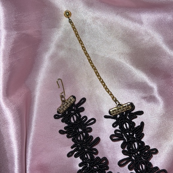 Cross Pendant Choker - Picture 3 of 7